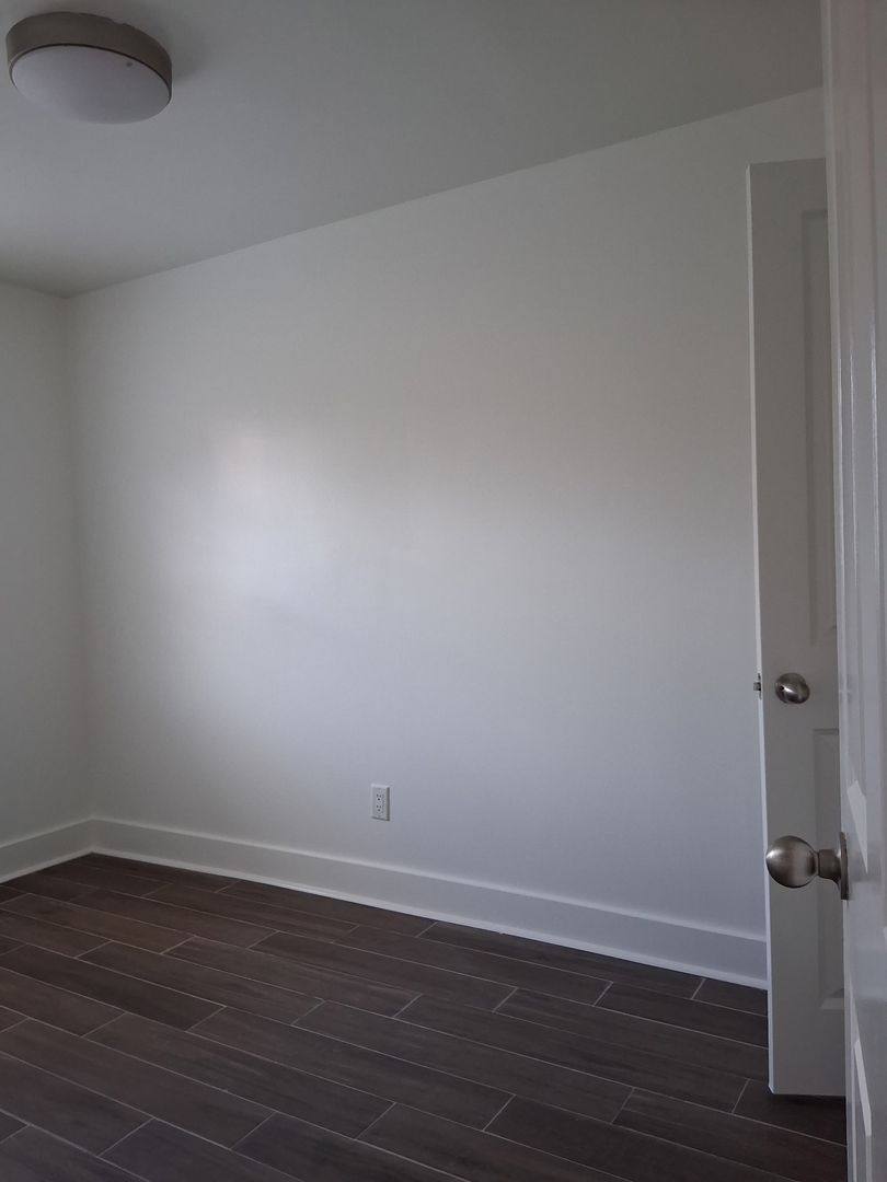 Apartment for rent at 1417 Annunciation St, New Orleans, LA 70130