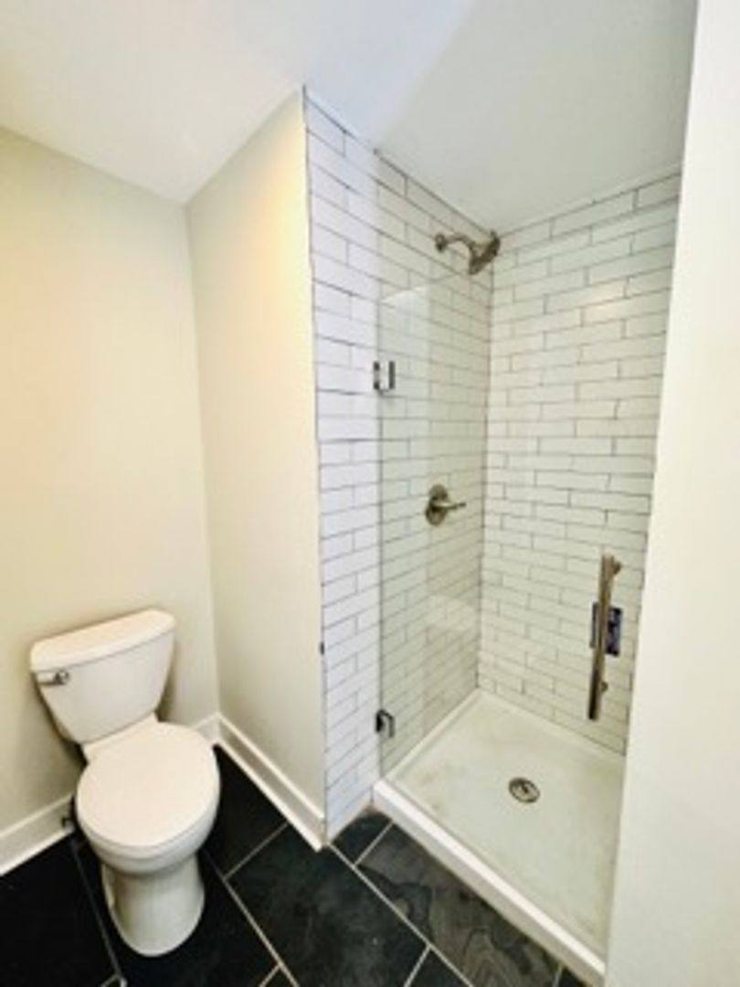 Apartment for rent at 928 Ponce De Leon Ave NE, Atlanta, GA 30306