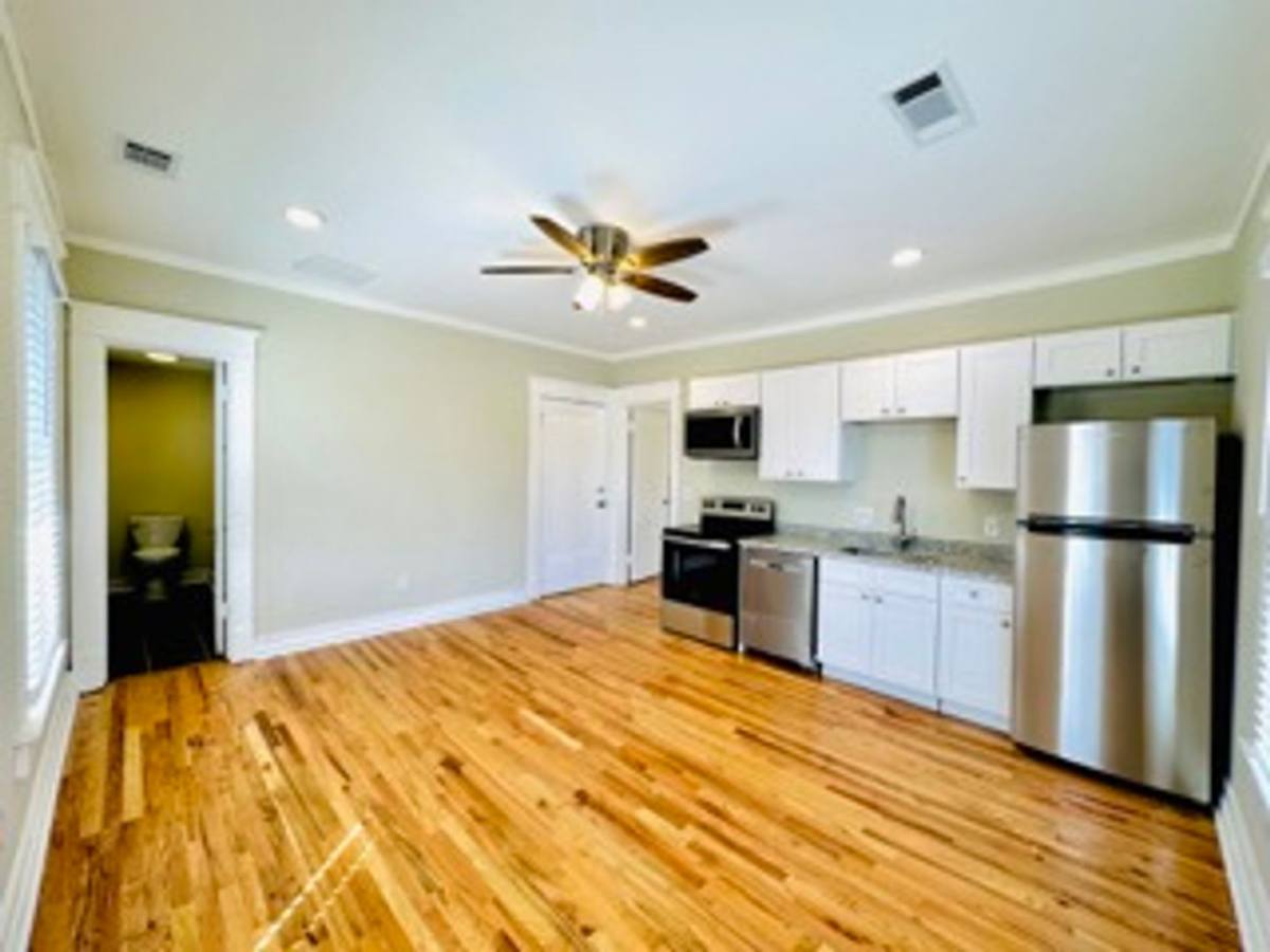 Apartment for rent at 928 Ponce De Leon Ave NE, Atlanta, GA 30306