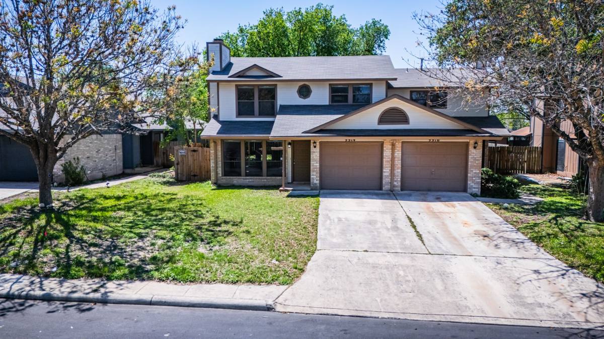 Townhouse for rent at 9914 Ardash Lane, San Antonio, TX 78250