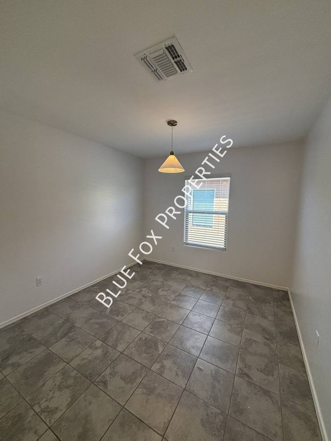 House for rent at 98 E Manor View Rd, Tucson, AZ 85756
