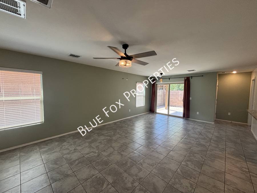 House for rent at 98 E Manor View Rd, Tucson, AZ 85756