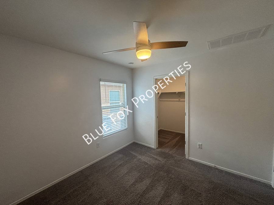 House for rent at 98 E Manor View Rd, Tucson, AZ 85756