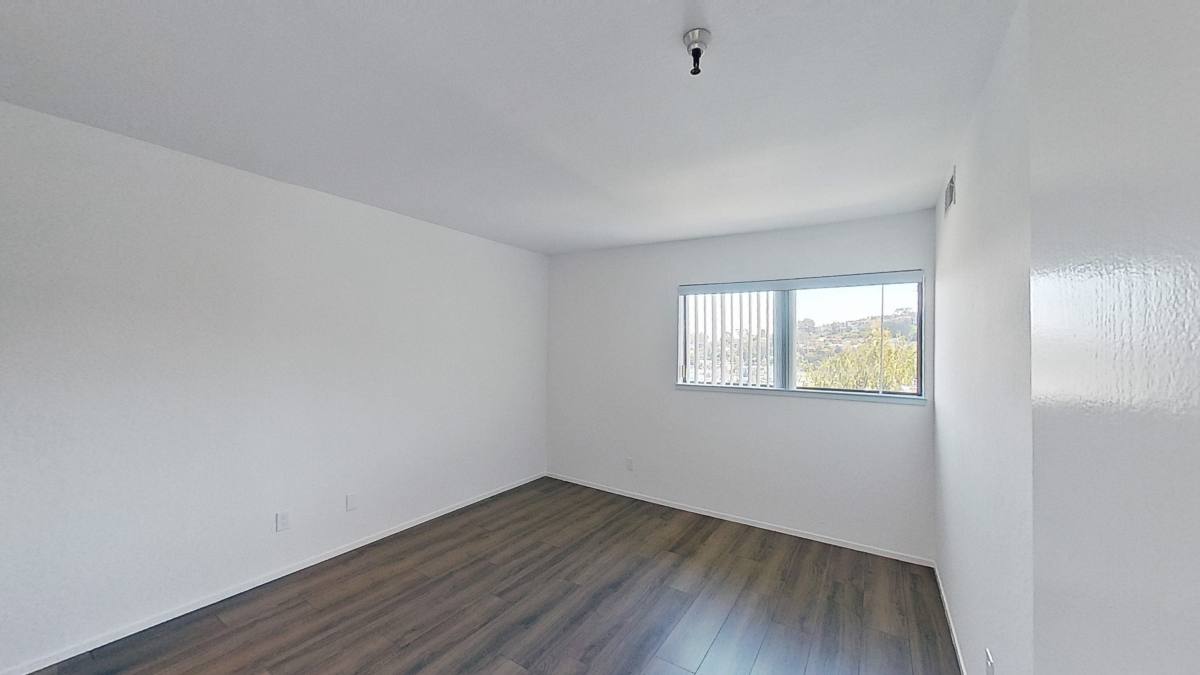 Apartment for rent at 2033 Castro St #11, San Francisco, CA 94131