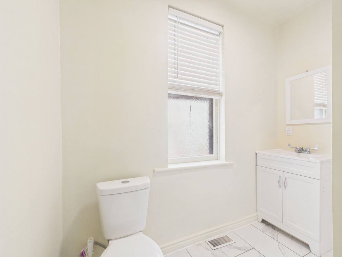 House for rent at 29 S 15th St, Harrisburg, PA 17102