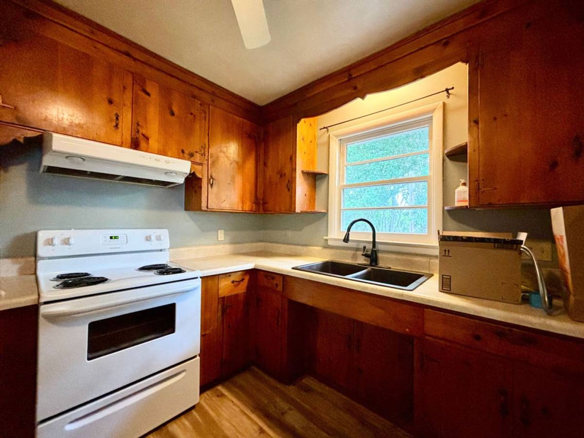 House for rent at 2012 Boeing Ave, Charleston, SC 29407