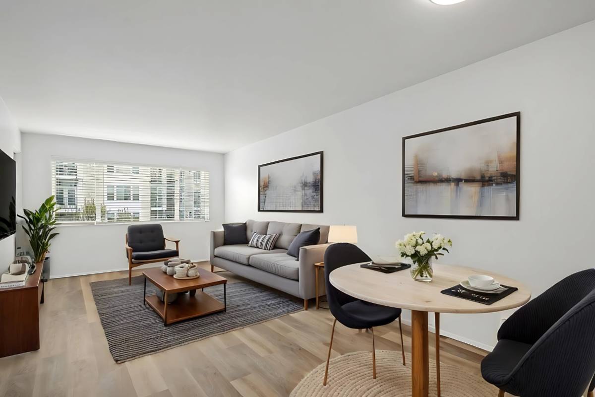Apartment for rent at 409 W Mercer St, Seattle, WA 98119