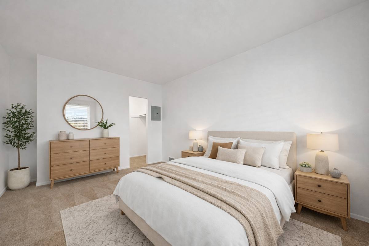 Apartment for rent at 409 W Mercer St, Seattle, WA 98119