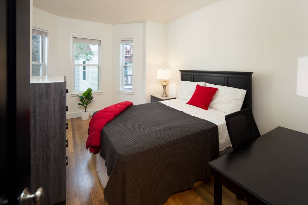 Apartment for rent at 92 Brown St, Waltham, MA 02453