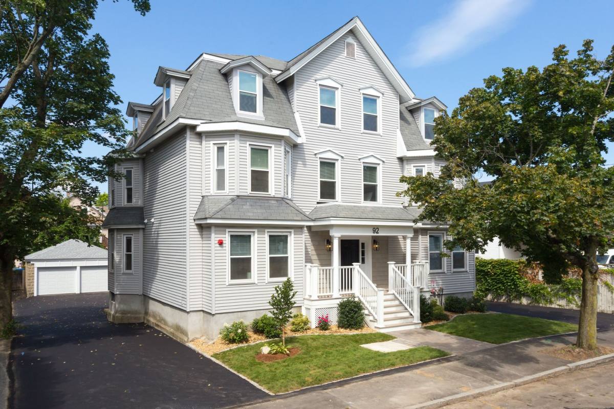 Apartment for rent at 92 Brown St, Waltham, MA 02453