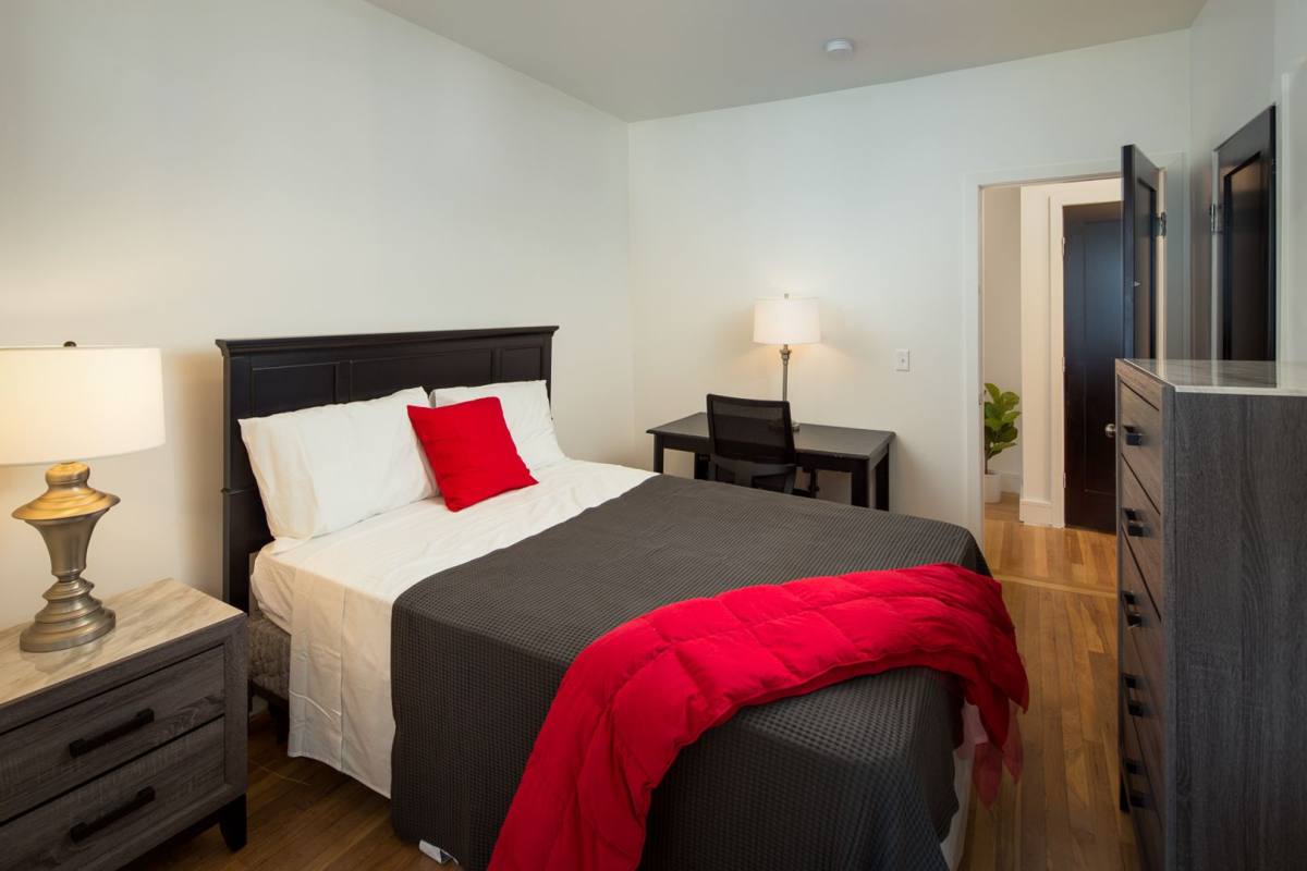 Apartment for rent at 92 Brown St, Waltham, MA 02453