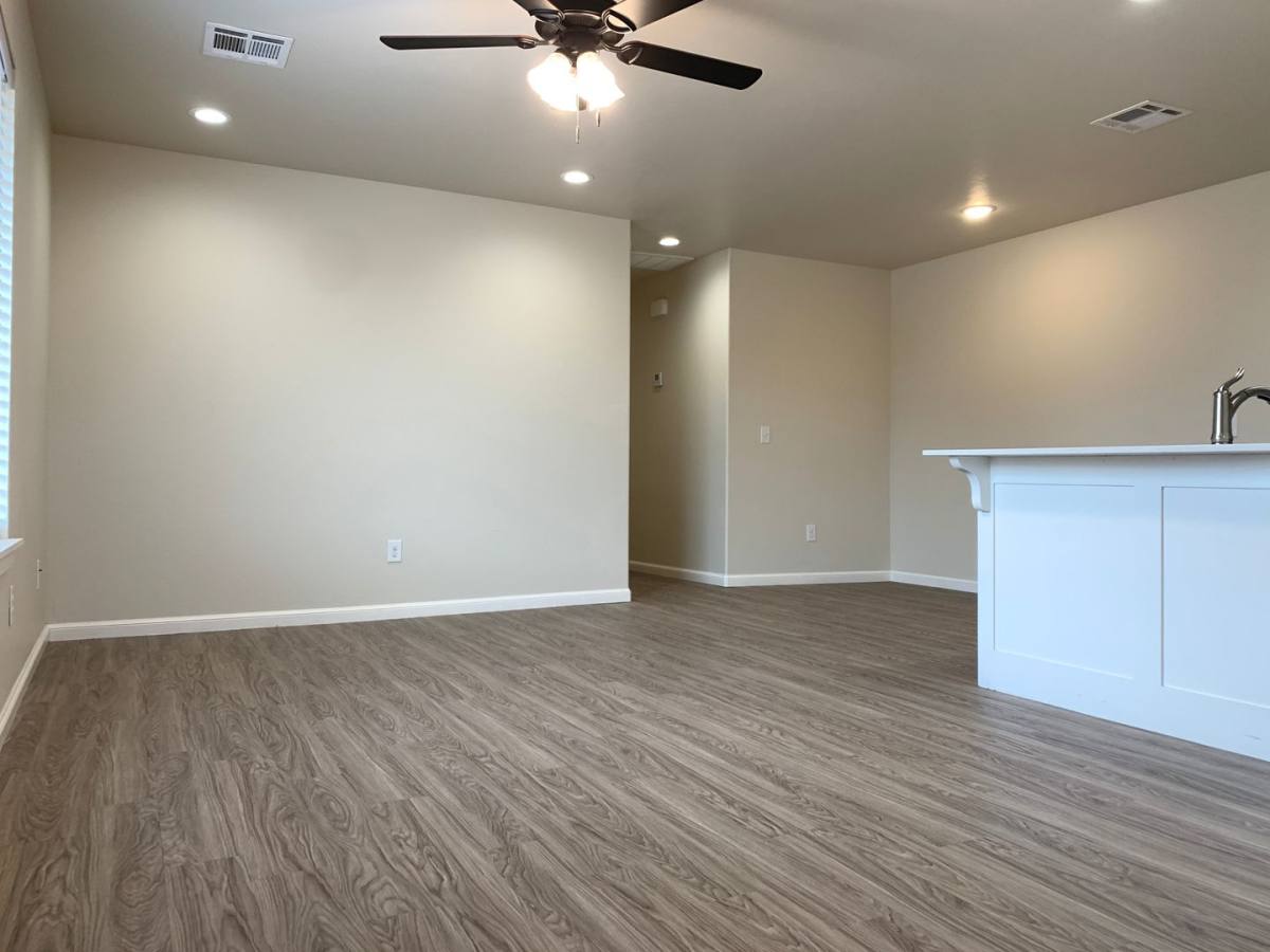 House for rent at 1321 Wade St, Newcastle, OK 73065