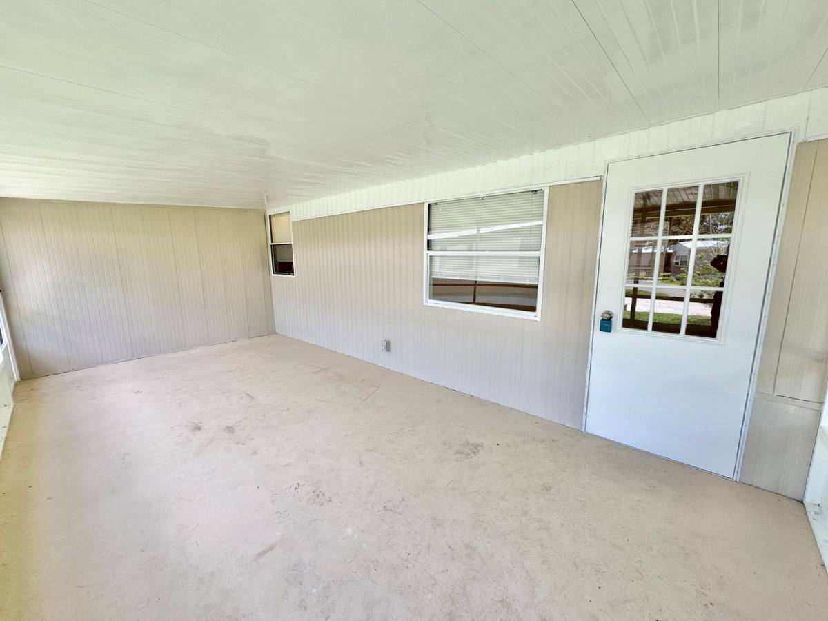 Apartment for rent at 1252 Henderson Creek Dr, Naples, FL 34114