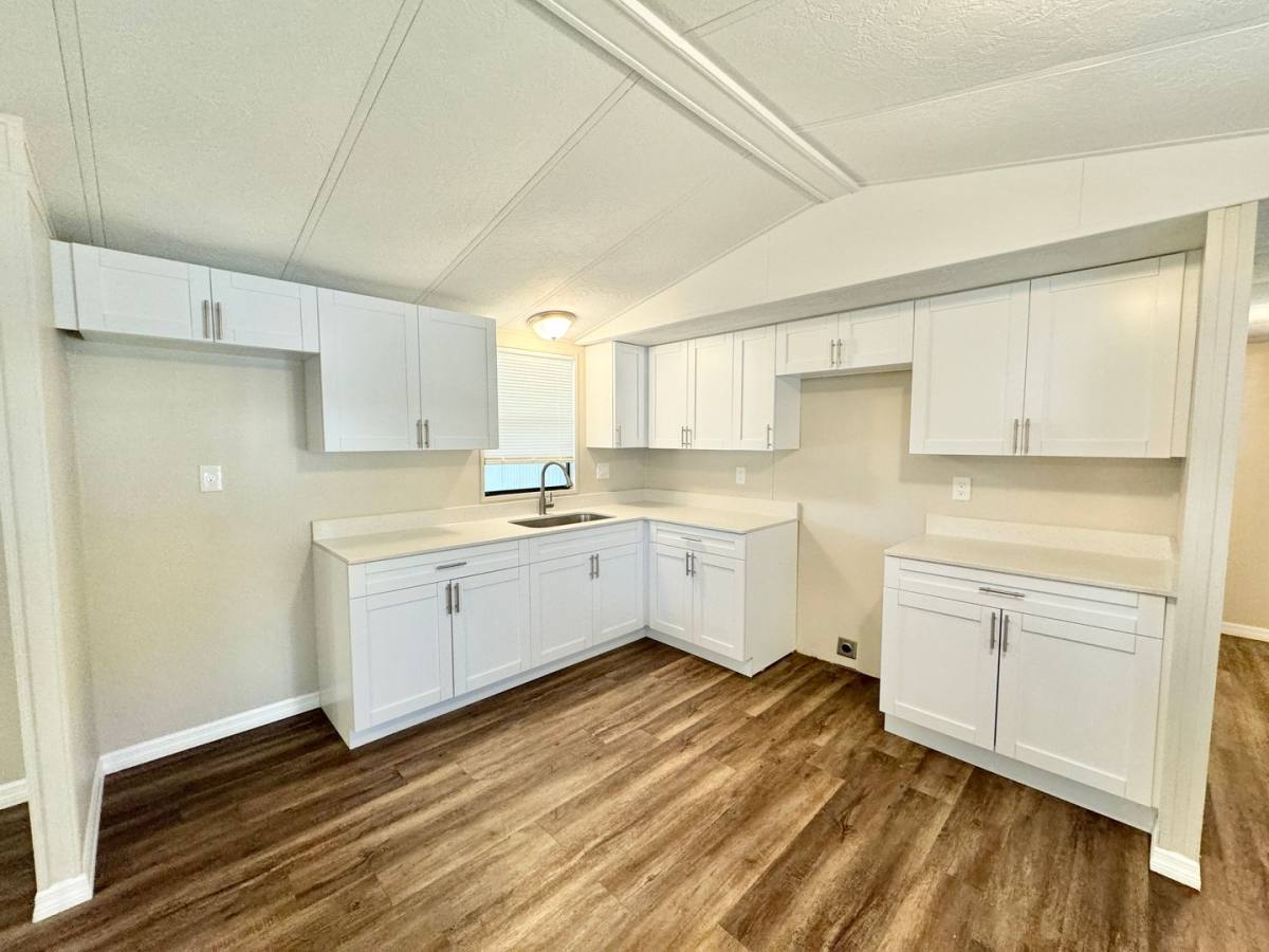 Apartment for rent at 1252 Henderson Creek Dr, Naples, FL 34114