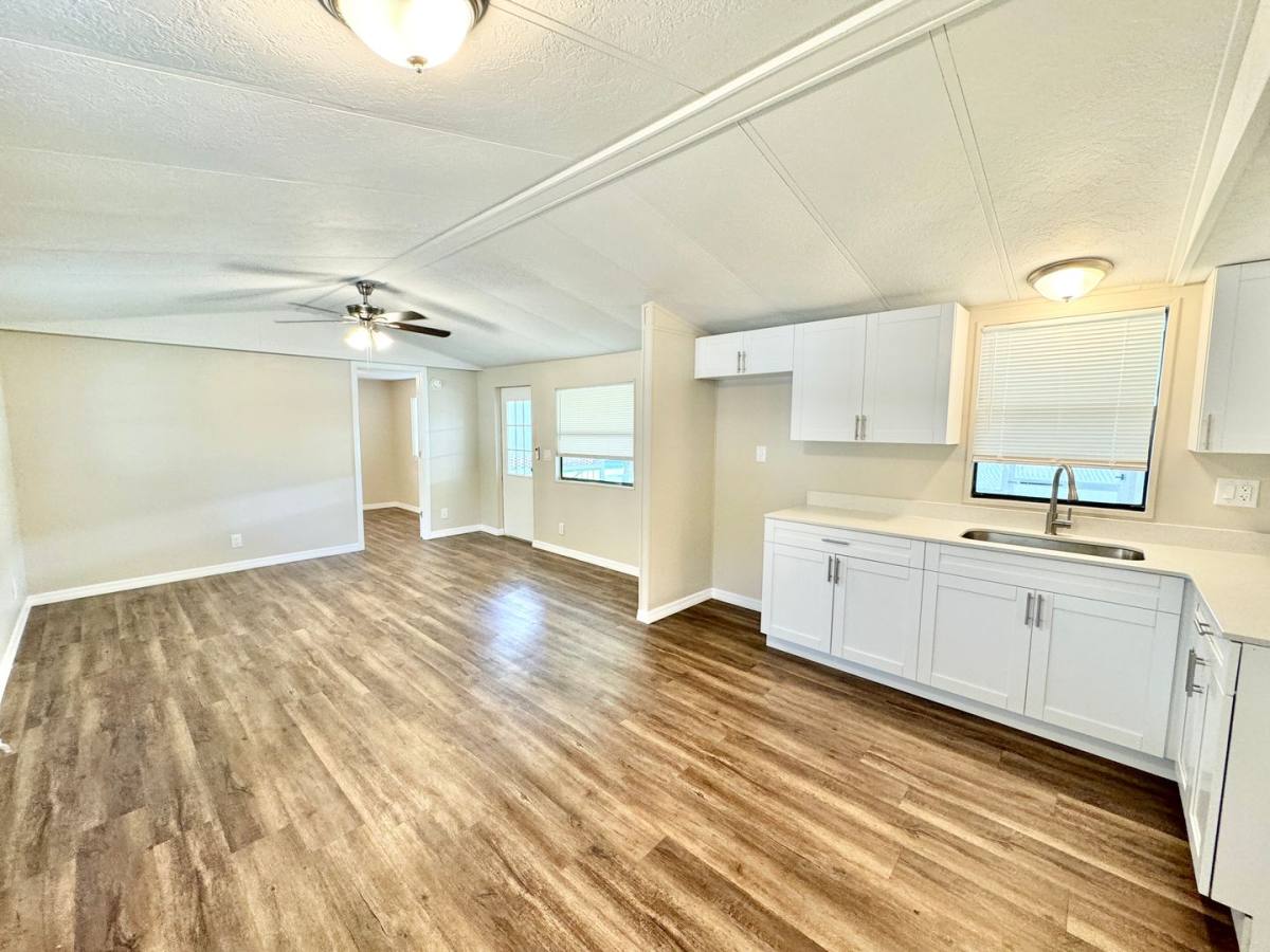 Apartment for rent at 1252 Henderson Creek Dr, Naples, FL 34114