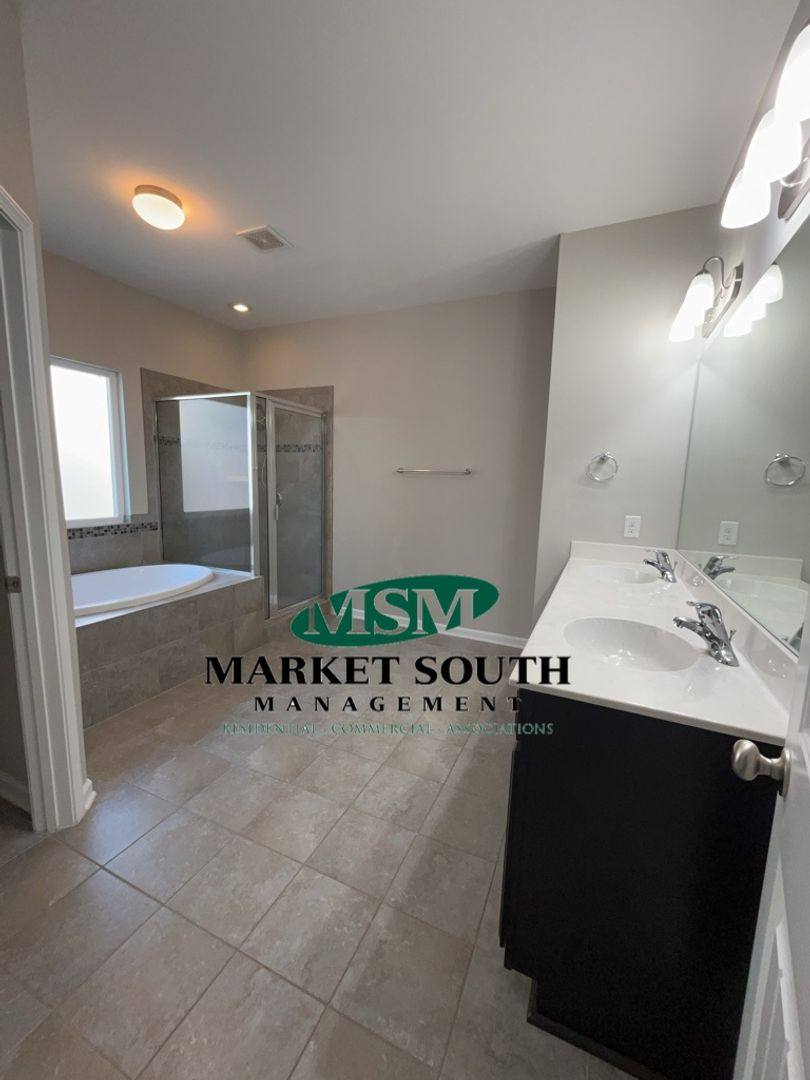 House for rent at 136 Waverly Way, Port Wentworth, GA 31407