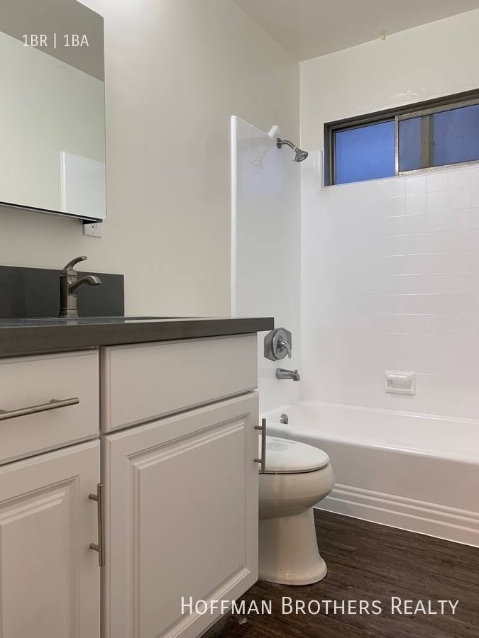Apartment for rent at 933 Wilcox Ave #1, Los Angeles, CA 90038