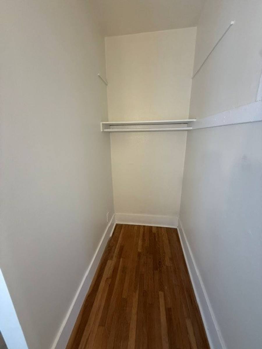 Apartment for rent at 1819 E 4th St, Long Beach, CA 90802