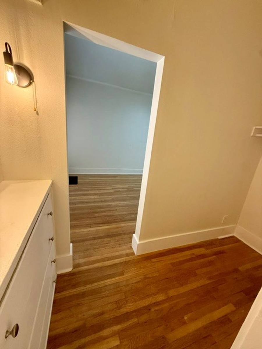 Apartment for rent at 1819 E 4th St, Long Beach, CA 90802