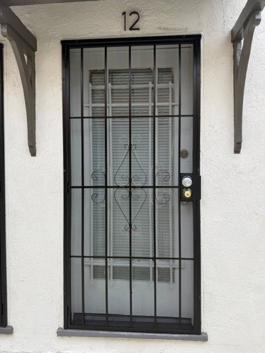 Apartment for rent at 1819 E 4th St, Long Beach, CA 90802