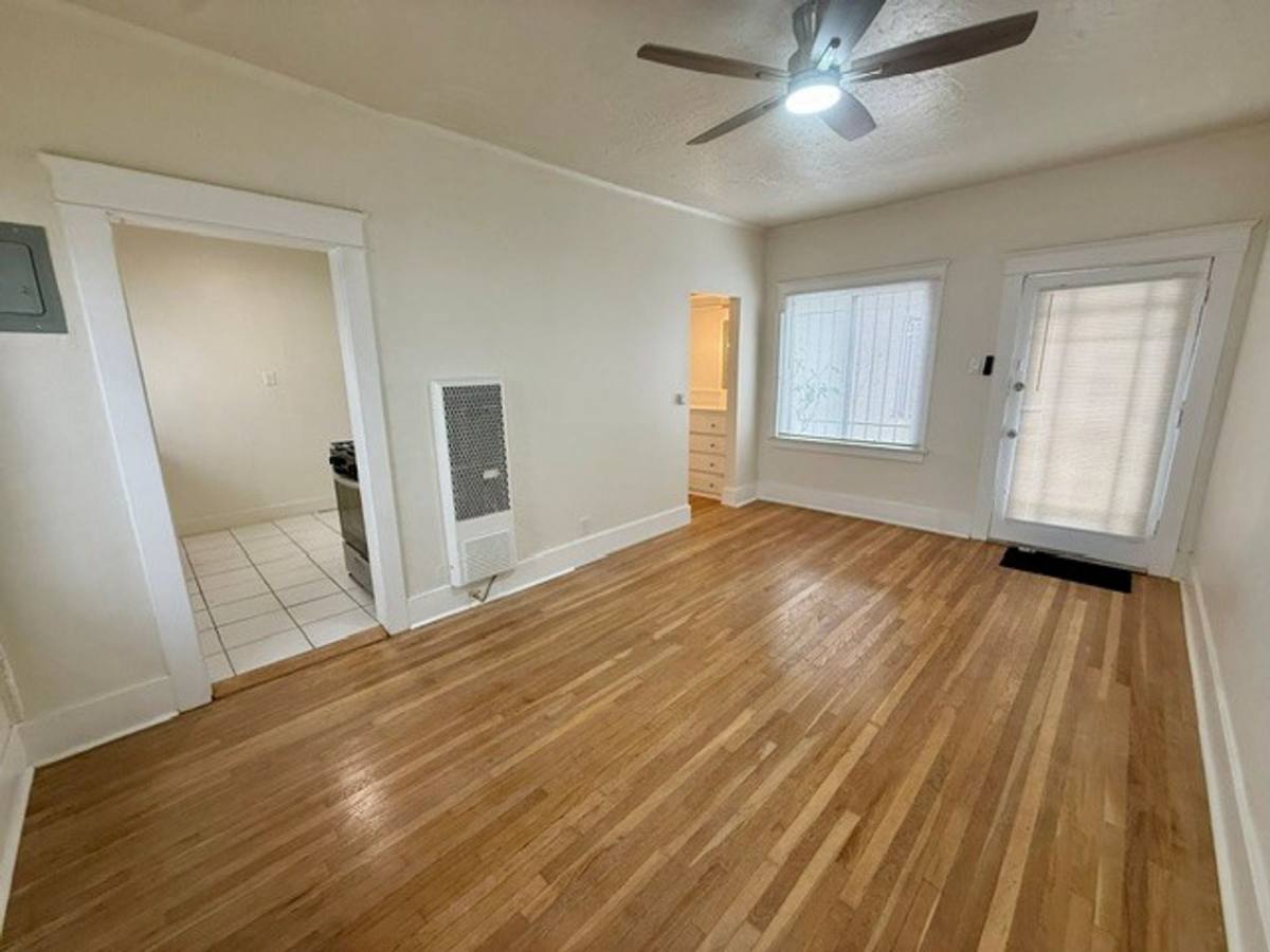 Apartment for rent at 1819 E 4th St, Long Beach, CA 90802