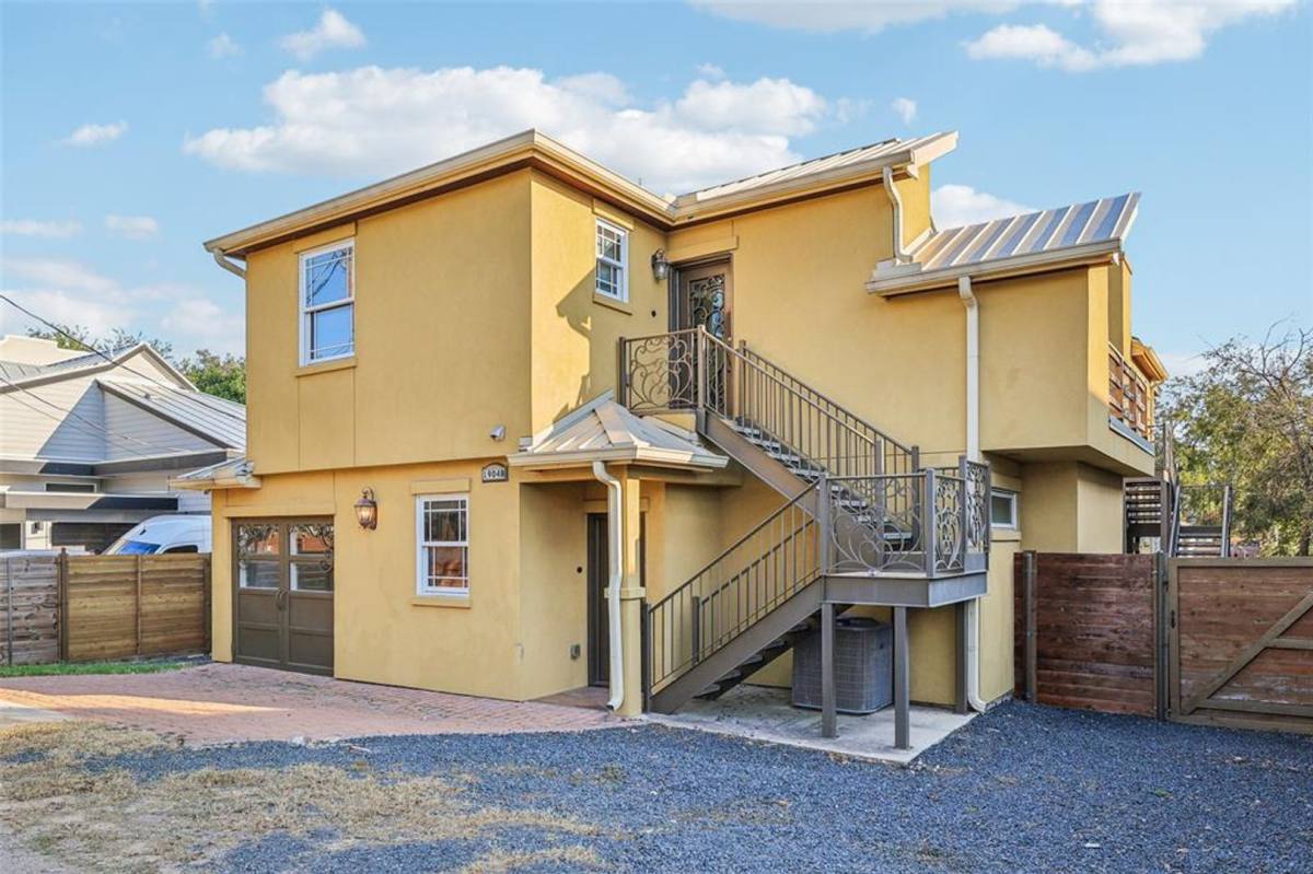 Townhouse for rent at 1904 E 13th St, Austin, TX 78702