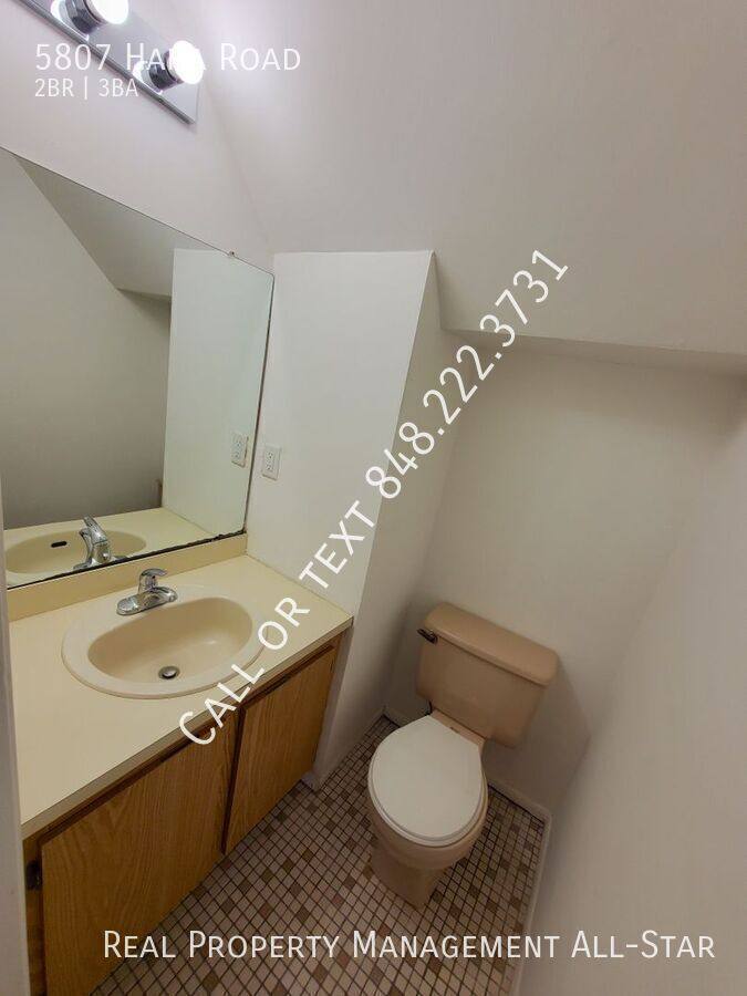Townhouse for rent at 5807 Hana Rd, Edison, NJ 08817