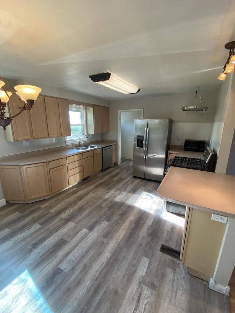 House for rent at 17234 County Rd, Eaton, CO 80615
