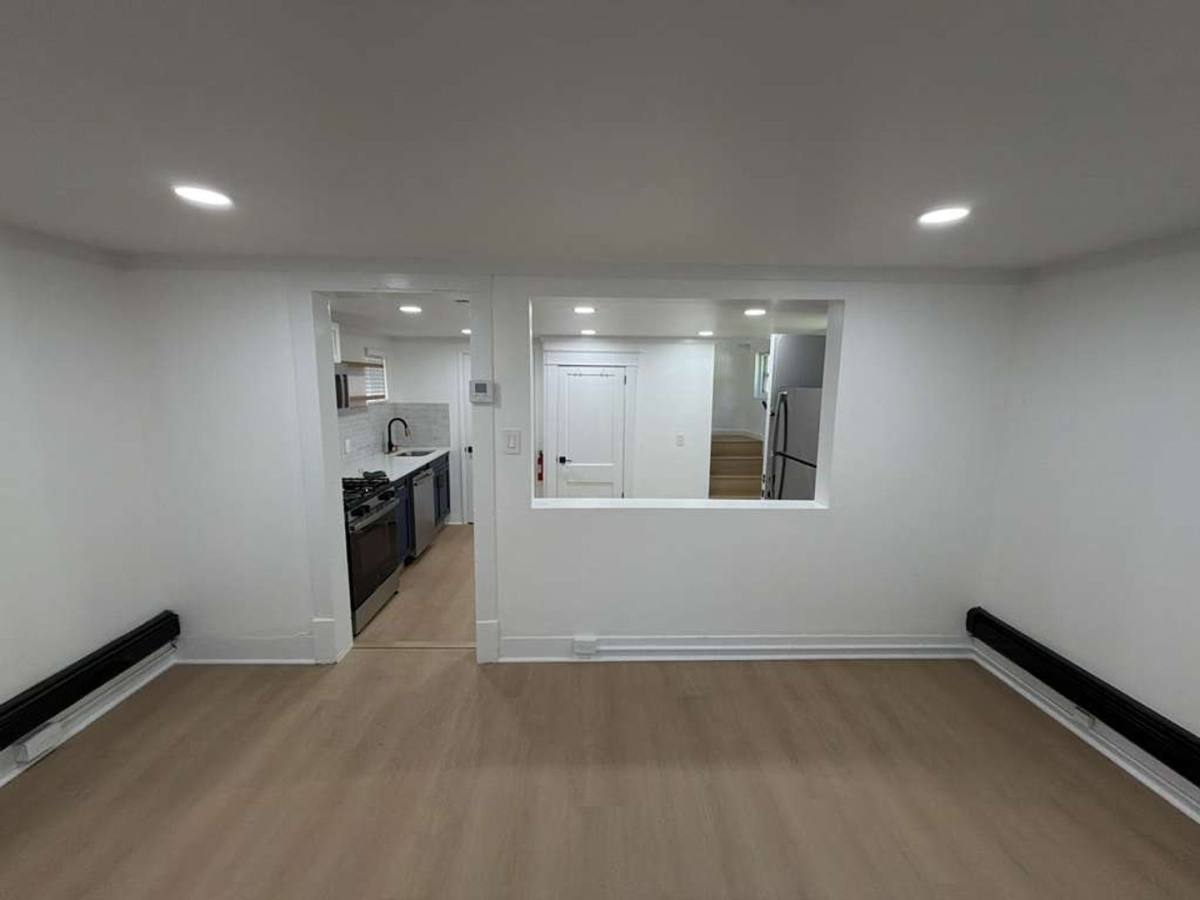 Townhouse for rent at 309 S 2nd Ave Adu, Highland Park, NJ 08904