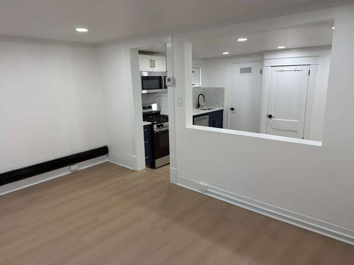 Townhouse for rent at 309 S 2nd Ave Adu, Highland Park, NJ 08904