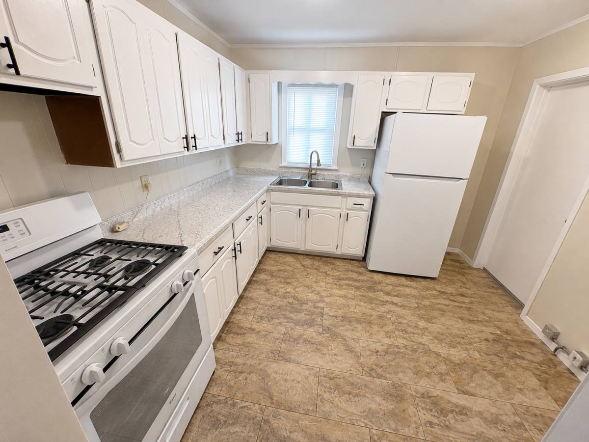 Apartment for rent at 2410 W Douglas, Wichita, KS 67203