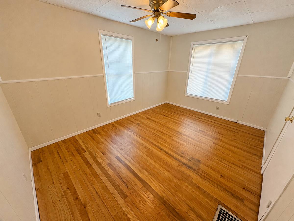 Apartment for rent at 2410 W Douglas, Wichita, KS 67203