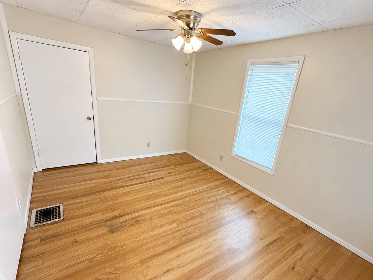 Apartment for rent at 2410 W Douglas, Wichita, KS 67203