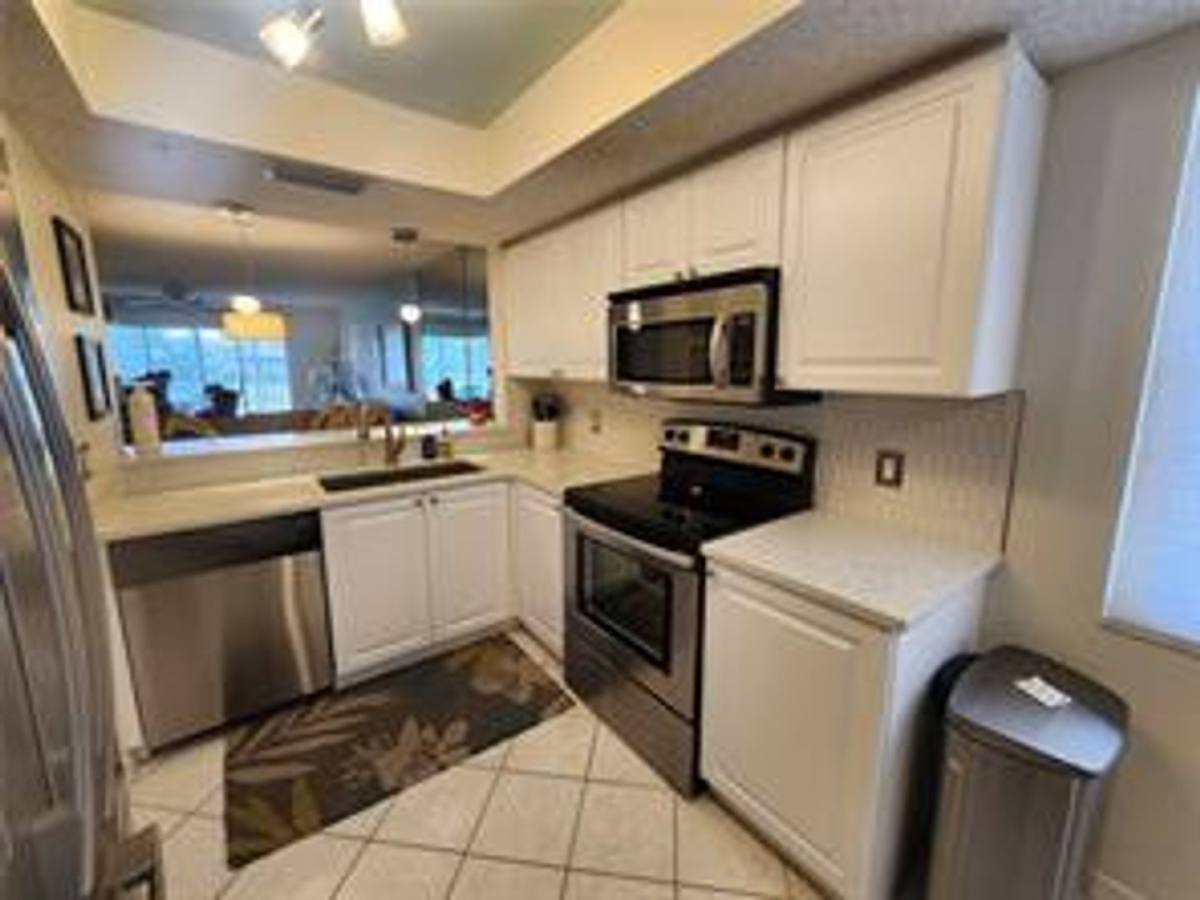 Apartment for rent at 6505 Stone River Rd, Bradenton, FL 34203