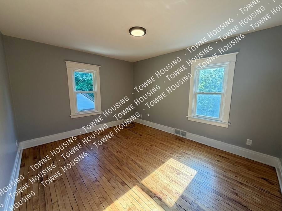 Apartment for rent at 37 Holmes St, Buffalo, NY 14207