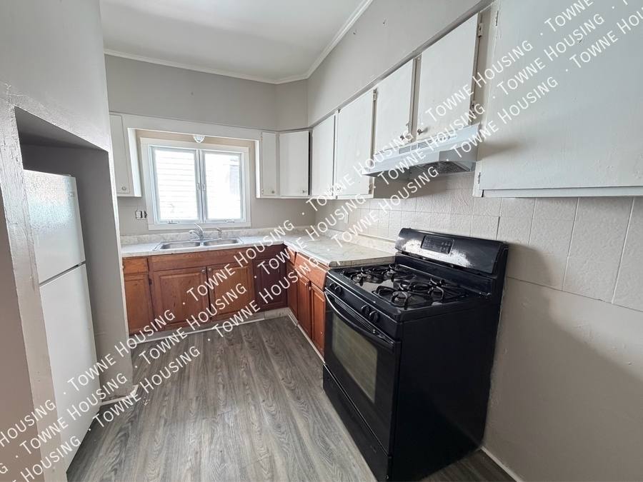 Apartment for rent at 256 14th St #1, Buffalo, NY 14213