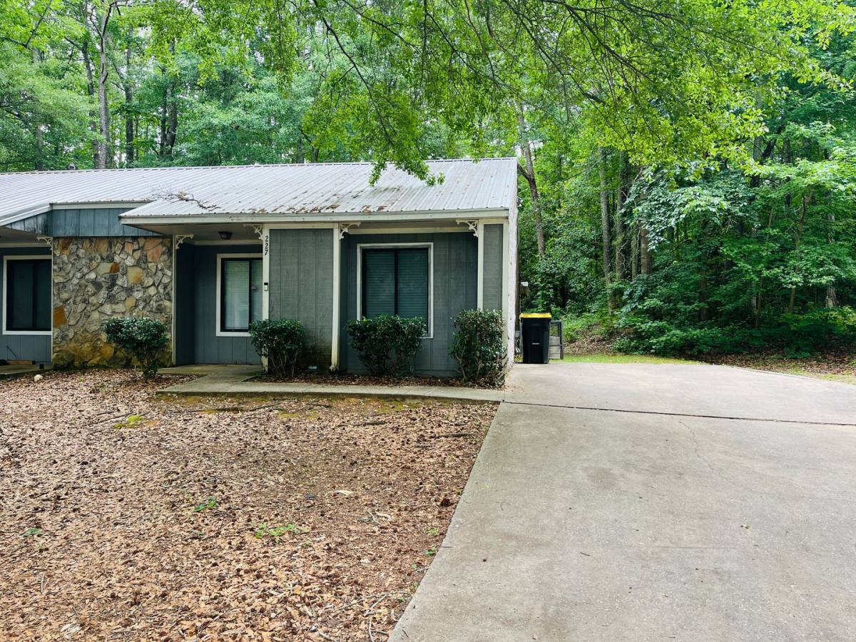 Apartment for rent at 227 Bay St NE, Fairburn, GA 30213