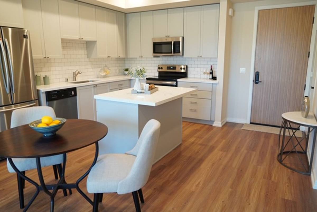 Apartment for rent at 77 N Conejo School Rd, Thousand Oaks, CA 91362