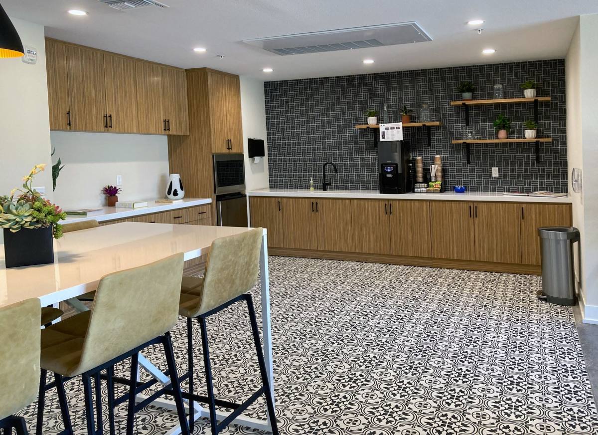 Apartment for rent at 77 N Conejo School Rd, Thousand Oaks, CA 91362