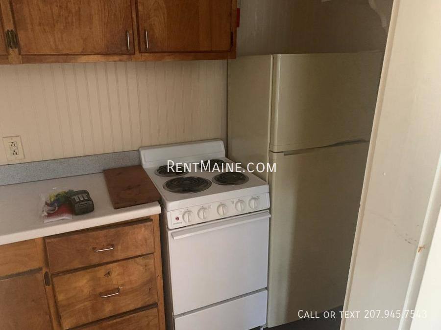 Apartment for rent at 96 Grove St #3, Bangor, ME 04401