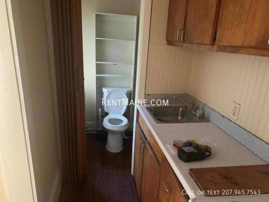 Apartment for rent at 96 Grove St #3, Bangor, ME 04401
