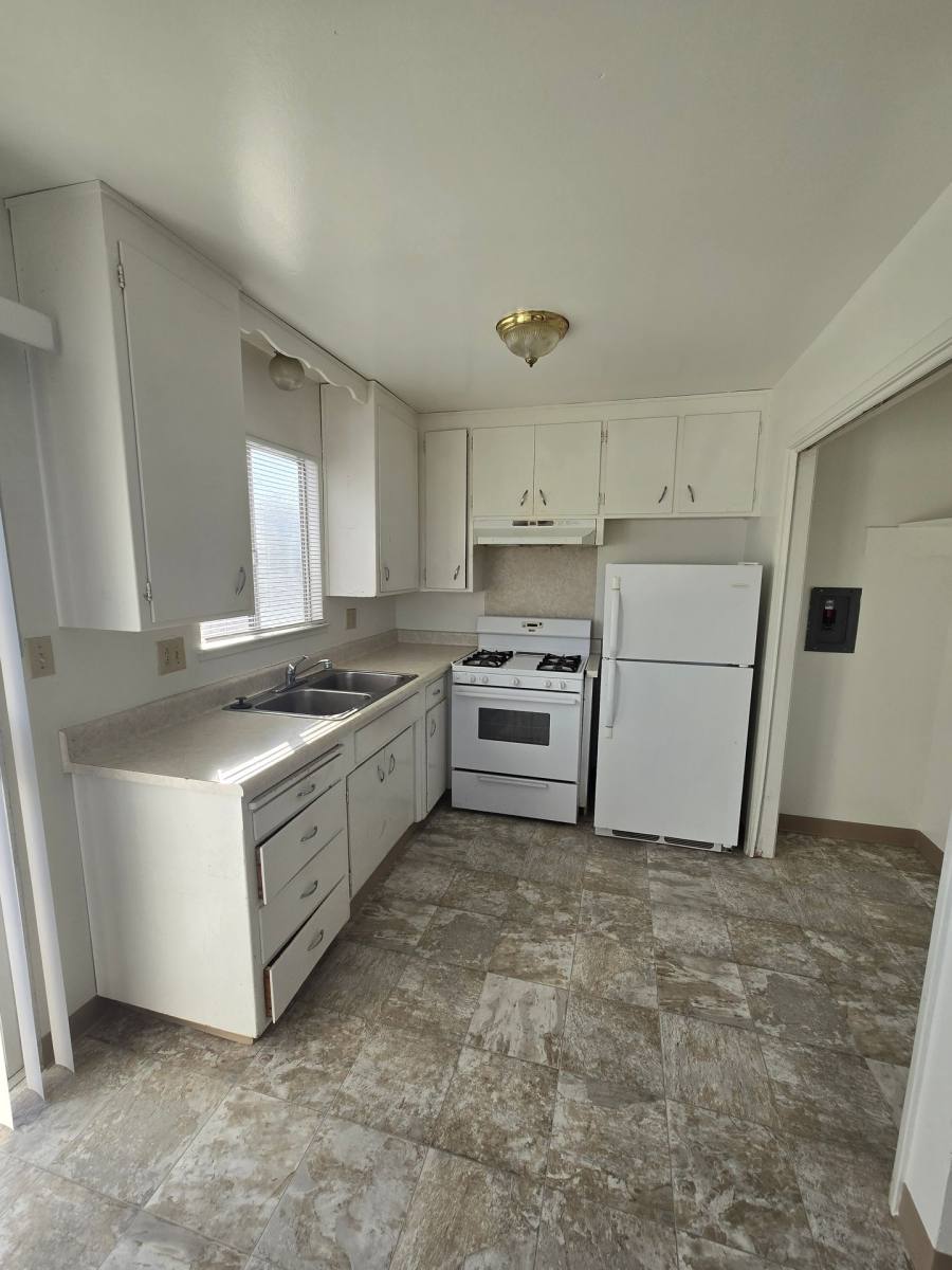 Apartment for rent at 1915 Celeste Court, Modesto, CA 95355