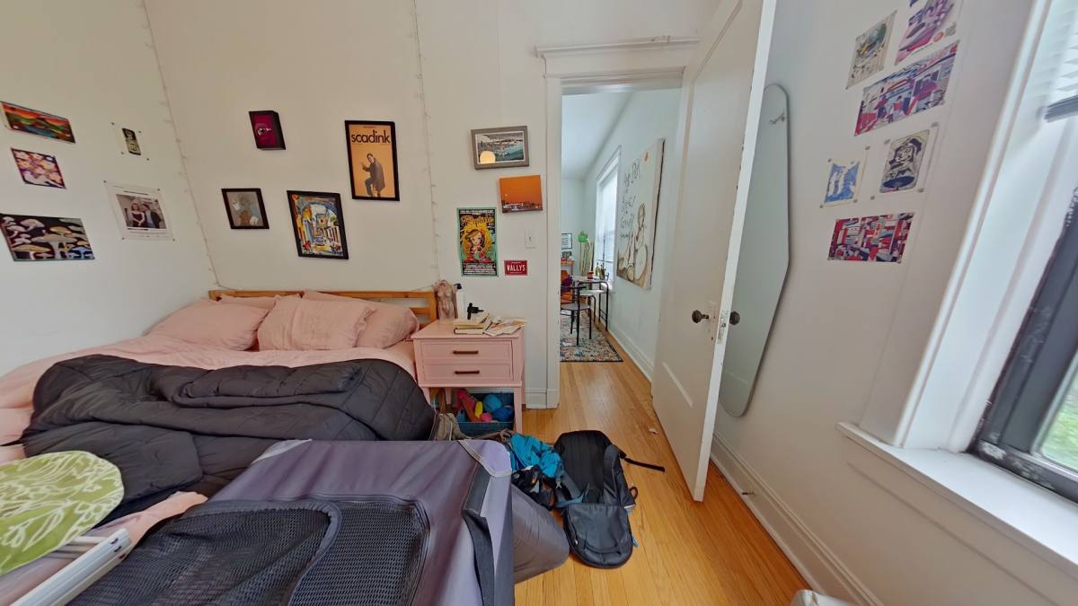 Apartment for rent at 4103 N Damen Ave, Chicago, IL 60618