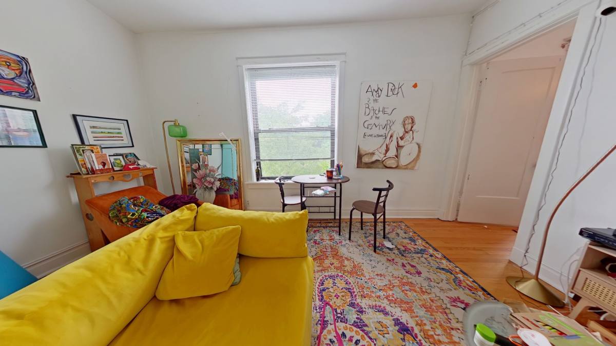 Apartment for rent at 4103 N Damen Ave, Chicago, IL 60618