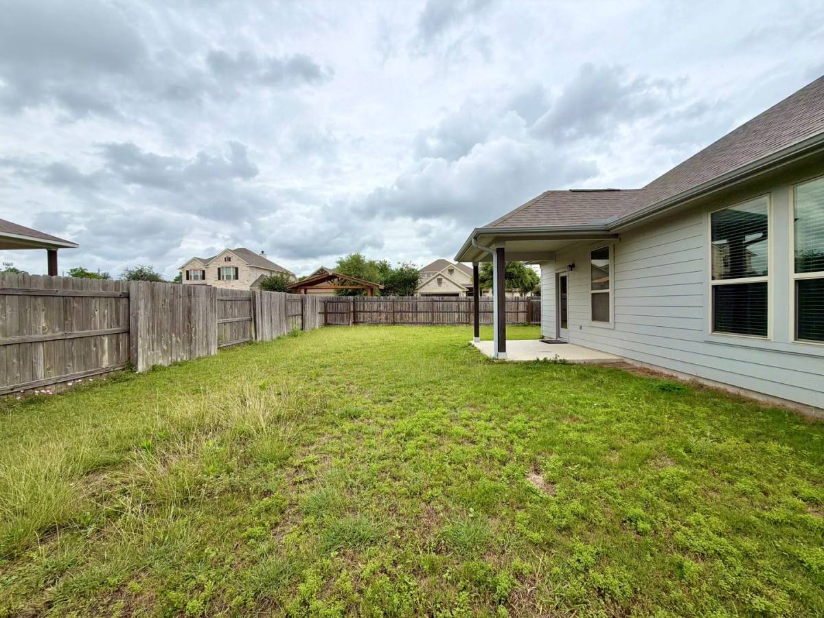 House for rent at 877 Centerra Hills Circle, Round Rock, TX 78665