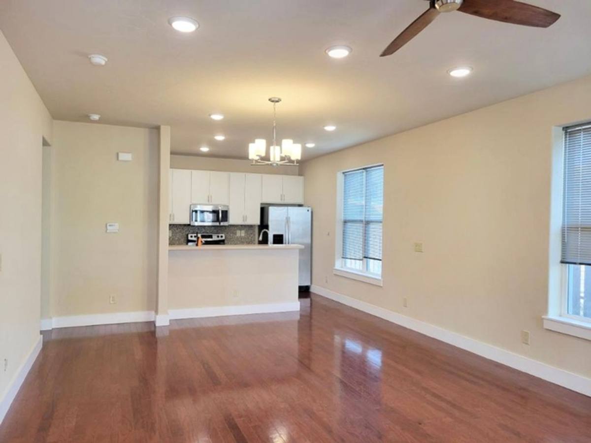 Apartment for rent at 525 E Kiowa St #201, Colorado Springs, CO 80903