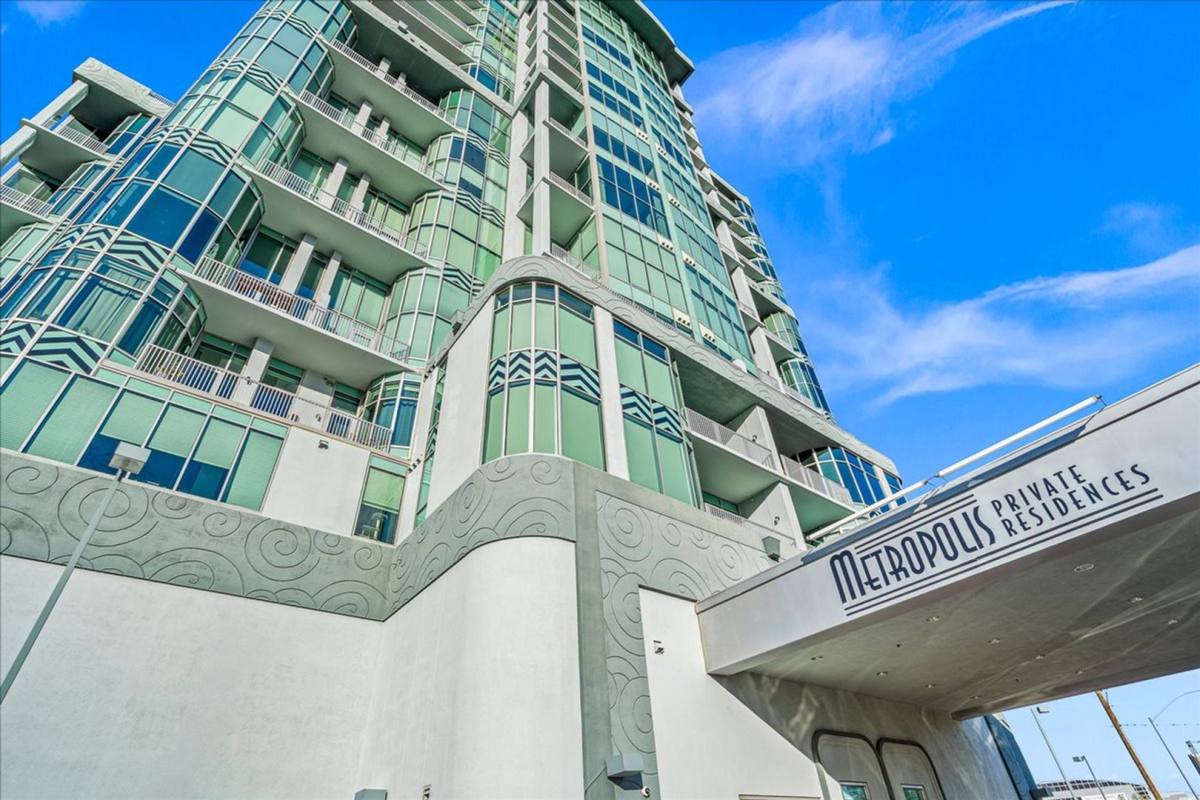 Apartment for rent at 360 Desert Inn Rd, Las Vegas, NV 89109