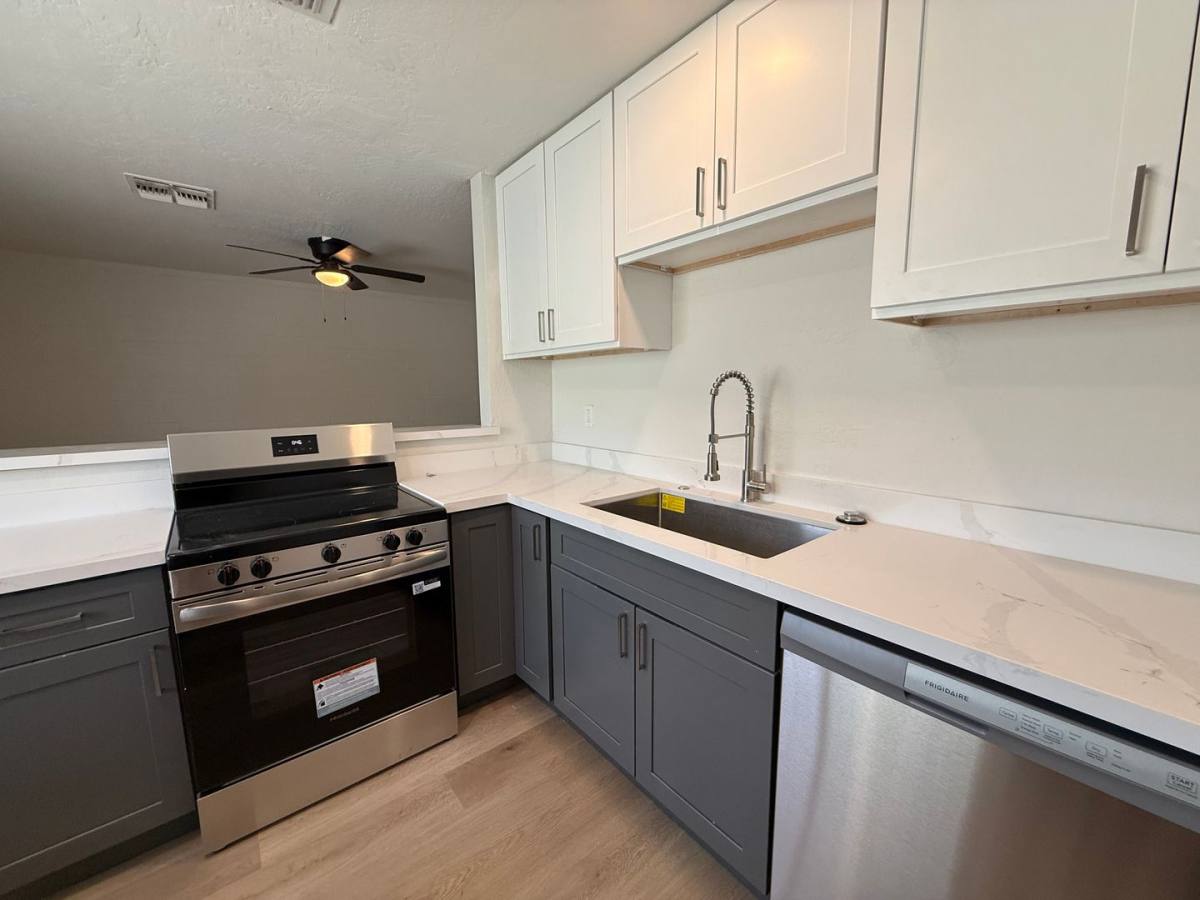 Apartment for rent at 1402, 1406 E Roosevelt St, Phoenix, AZ 85006