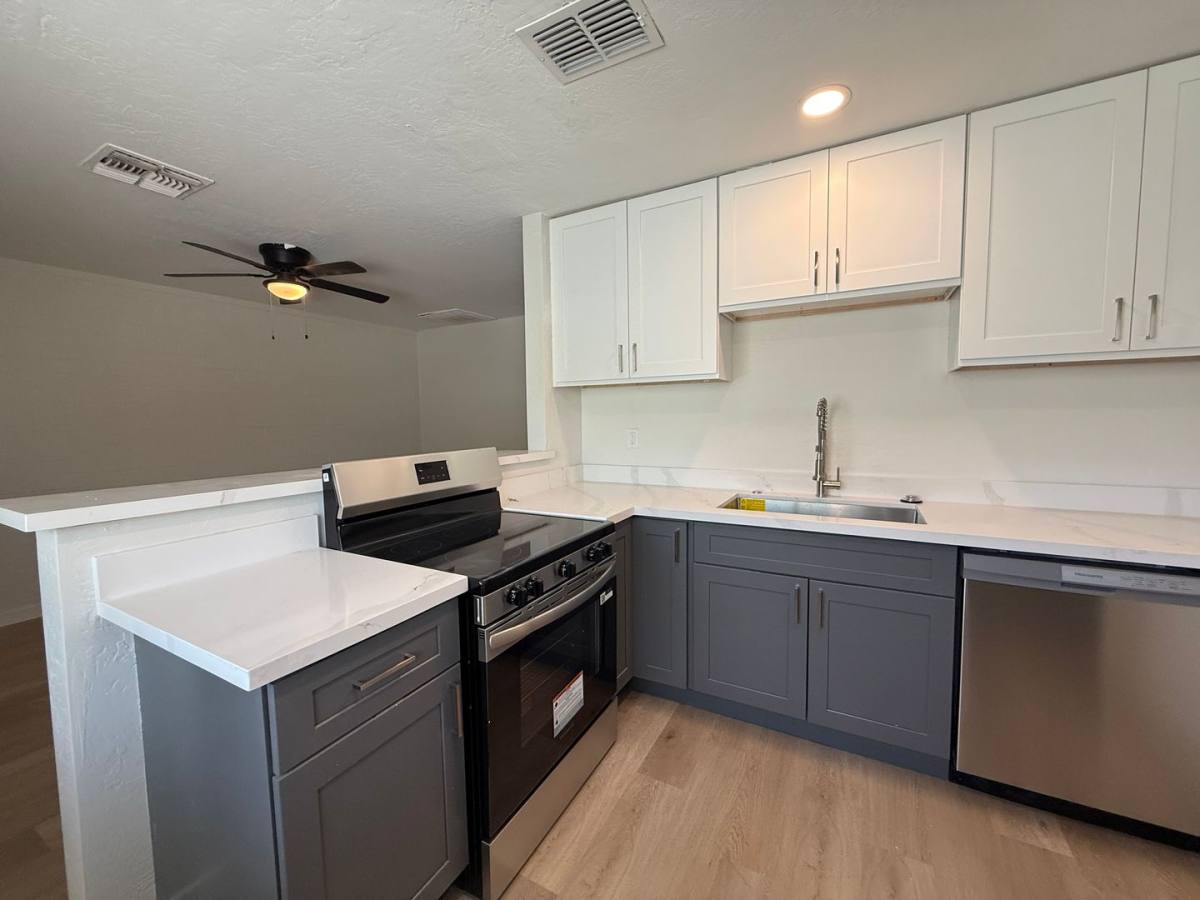 Apartment for rent at 1402, 1406 E Roosevelt St, Phoenix, AZ 85006