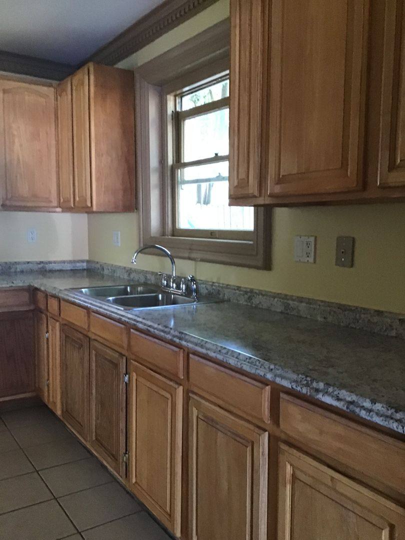Apartment for rent at 510 H St, Marysville, CA 95901